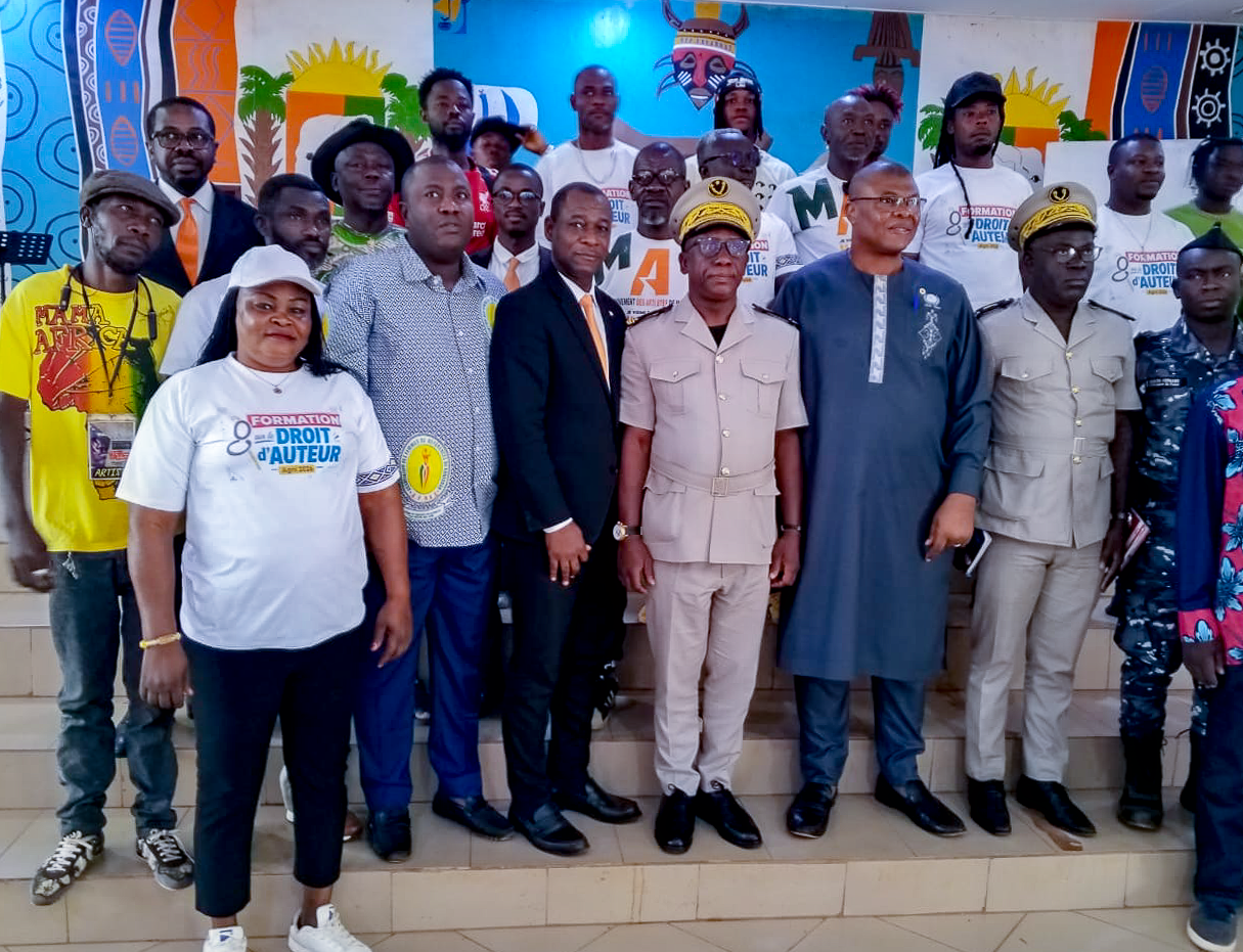 𝐀𝐆𝐍𝐈𝐁𝐈𝐋𝐄𝐊𝐑𝐎 : 𝐋𝐄 𝐁𝐔𝐑𝐈𝐃𝐀 𝐒𝐄𝐍𝐒𝐈𝐁𝐈𝐋𝐈𝐒𝐄 𝐋𝐄𝐒 𝐀𝐂𝐓𝐄𝐔𝐑𝐒 𝐂𝐔𝐋𝐓𝐔𝐑𝐄𝐋𝐒 𝐀𝐔 𝐑𝐄𝐒𝐏𝐄𝐂𝐓 𝐃𝐔 𝐃𝐑𝐎𝐈𝐓 𝐃'𝐀𝐔𝐓𝐄𝐔𝐑 𝐄𝐓 𝐃𝐄𝐒 𝐃𝐑𝐎𝐈𝐓𝐒 𝐕𝐎𝐈𝐒𝐈𝐍𝐒